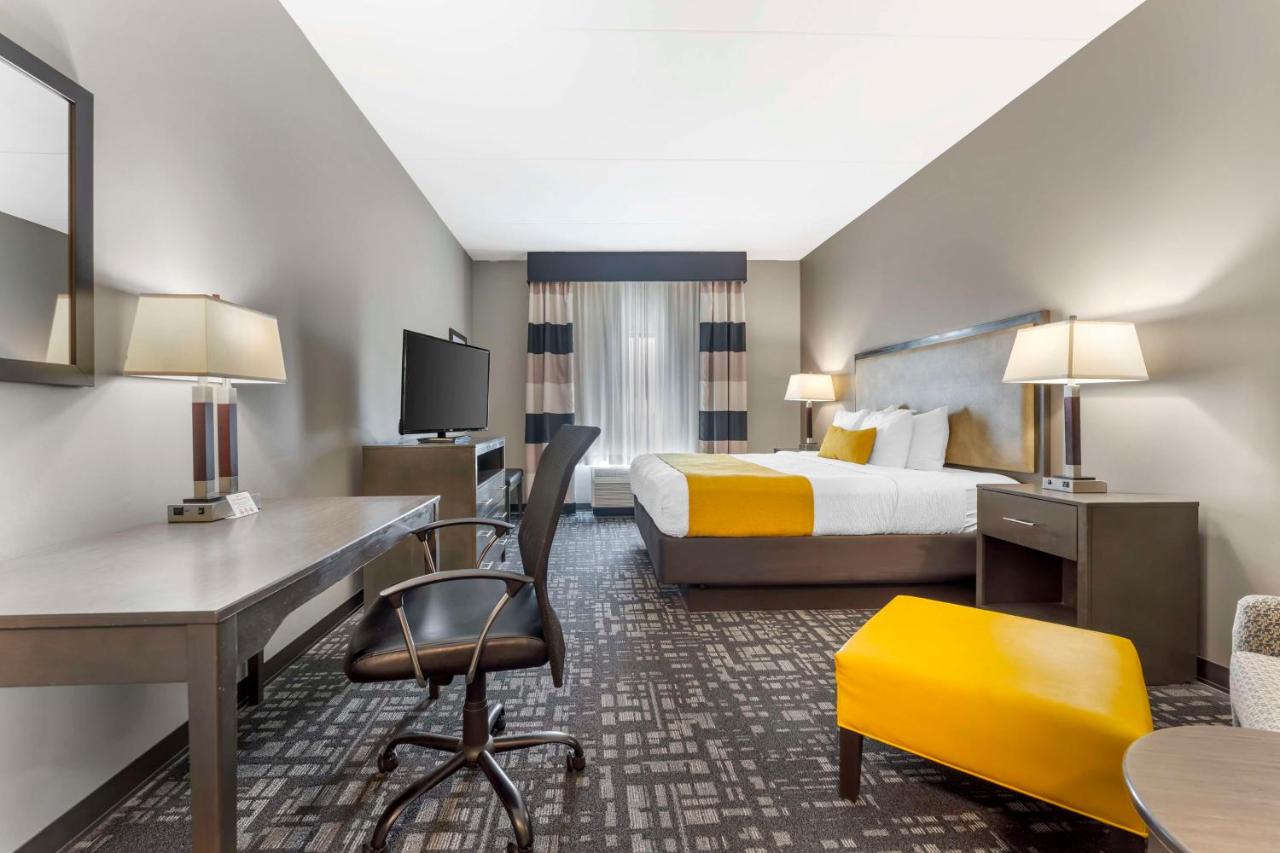 | Best Western Plus Cranberry-Pittsburgh North