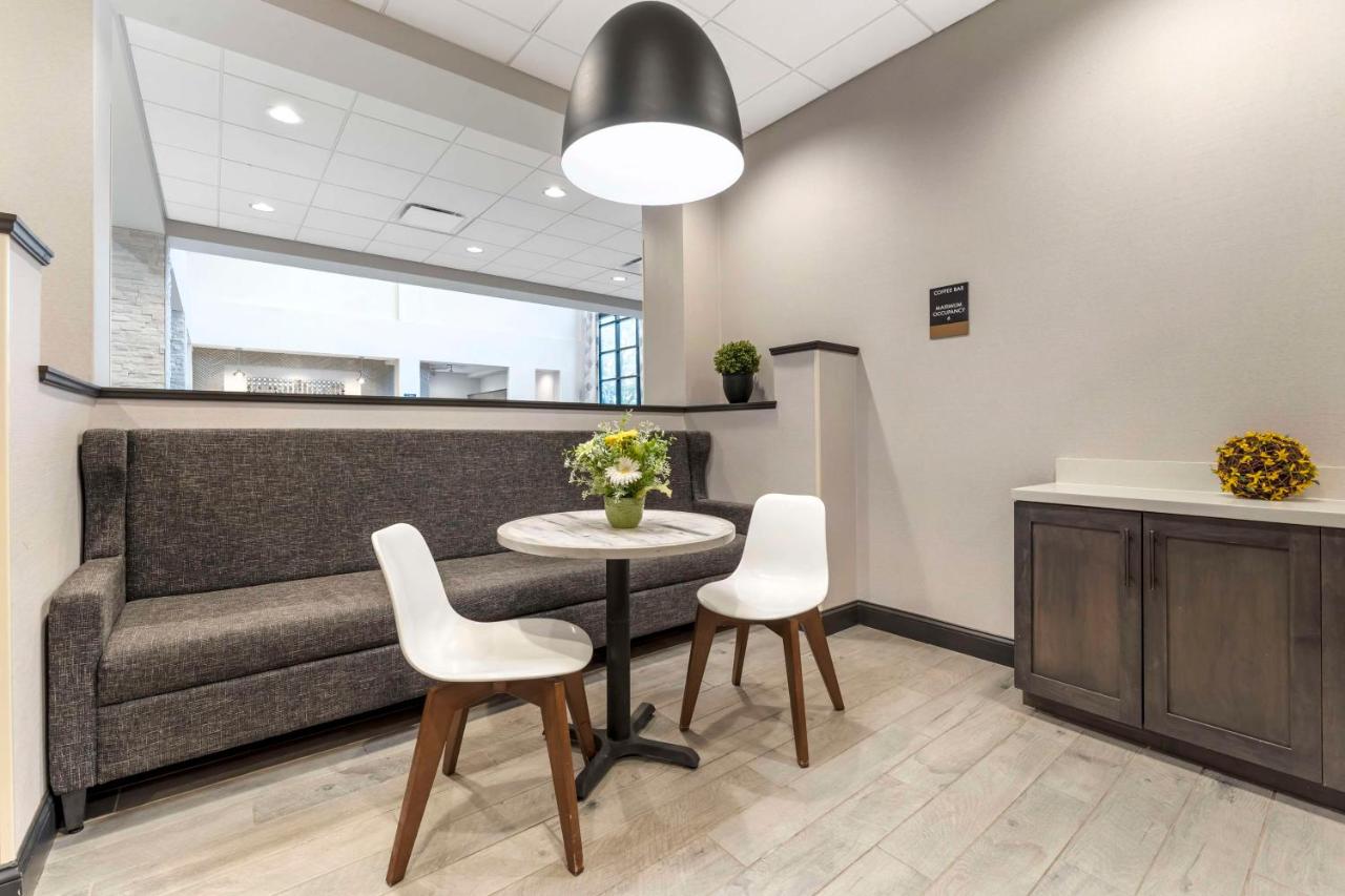 | Best Western Plus Cranberry-Pittsburgh North