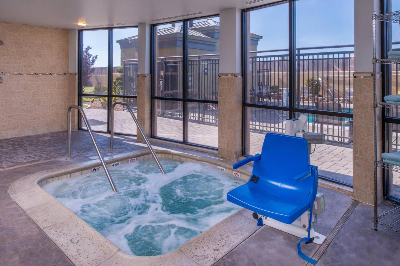 | Courtyard by Marriott Victorville Hesperia