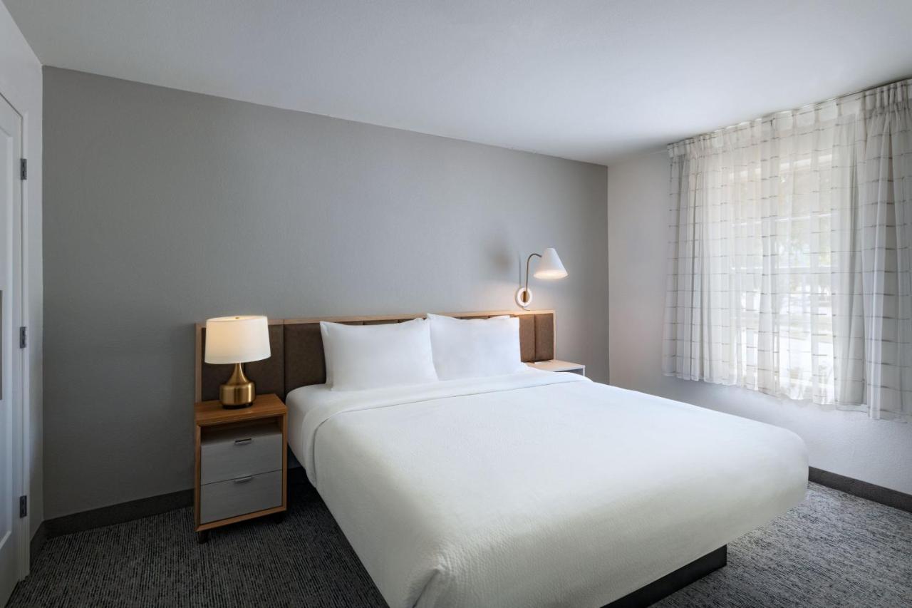 | TownePlace Suites by Marriott College Station