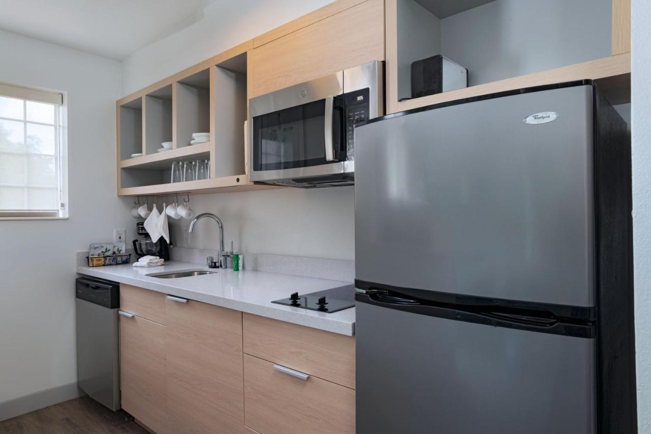 | TownePlace Suites by Marriott College Station