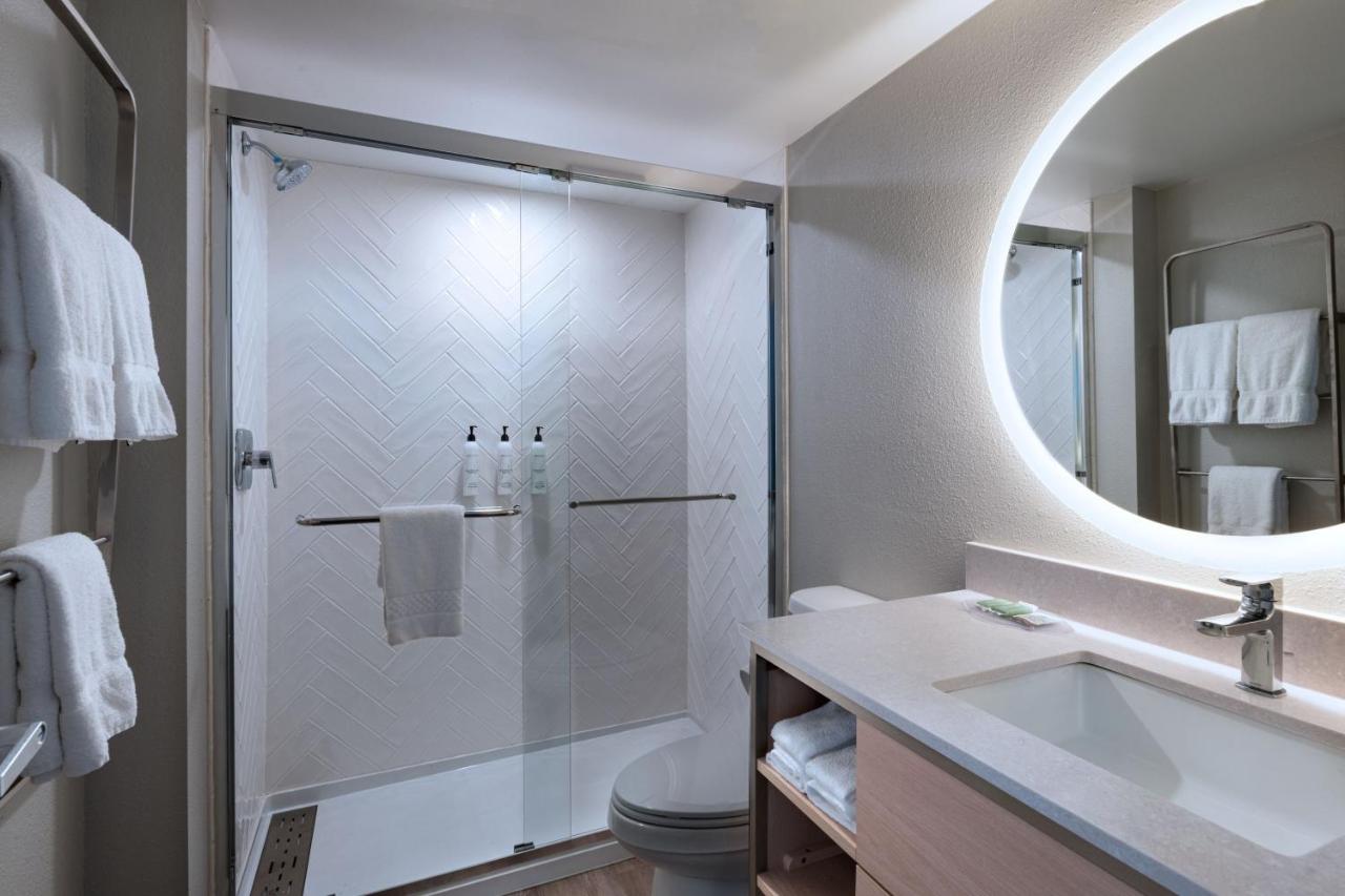 | TownePlace Suites by Marriott College Station