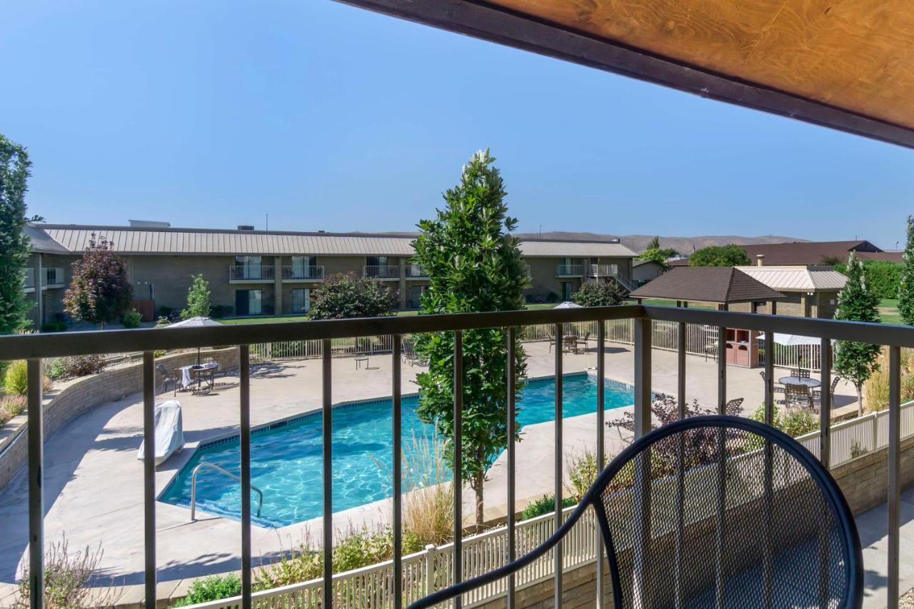 | Best Western Plus Ahtanum Inn