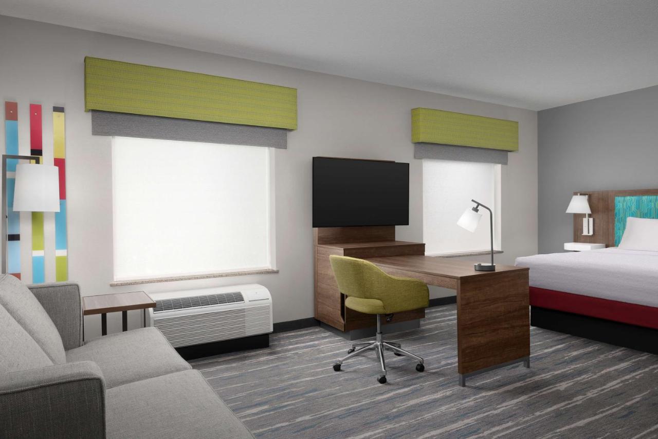 King Suite - Non-Smoking at Hampton Inn & Suites Durham/North I-85