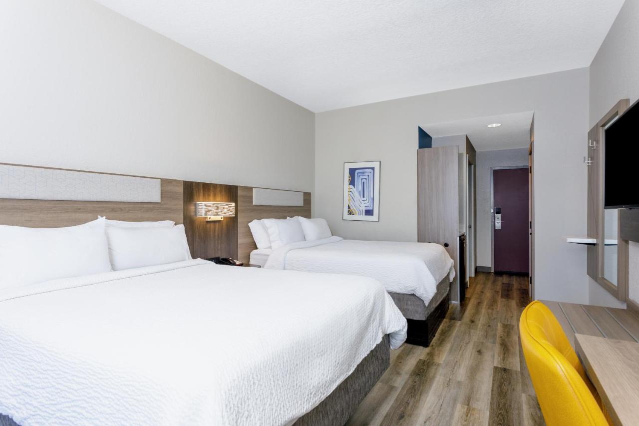 | Holiday Inn Express Hotel & Suites Ocoee East, an IHG Hotel