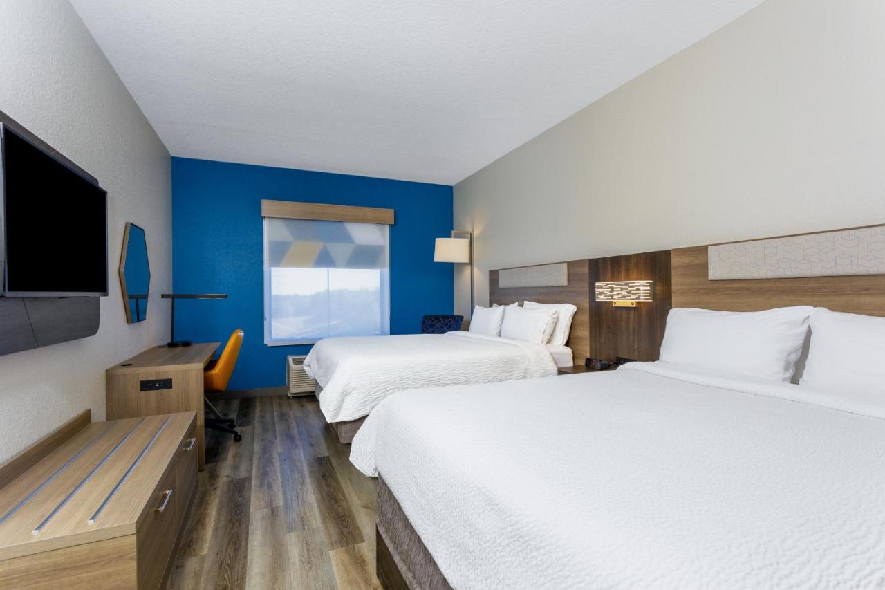 Queen Room with Two Queen Beds - Non-Smoking at Holiday Inn Express Hotel & Suites Ocoee East by IHG