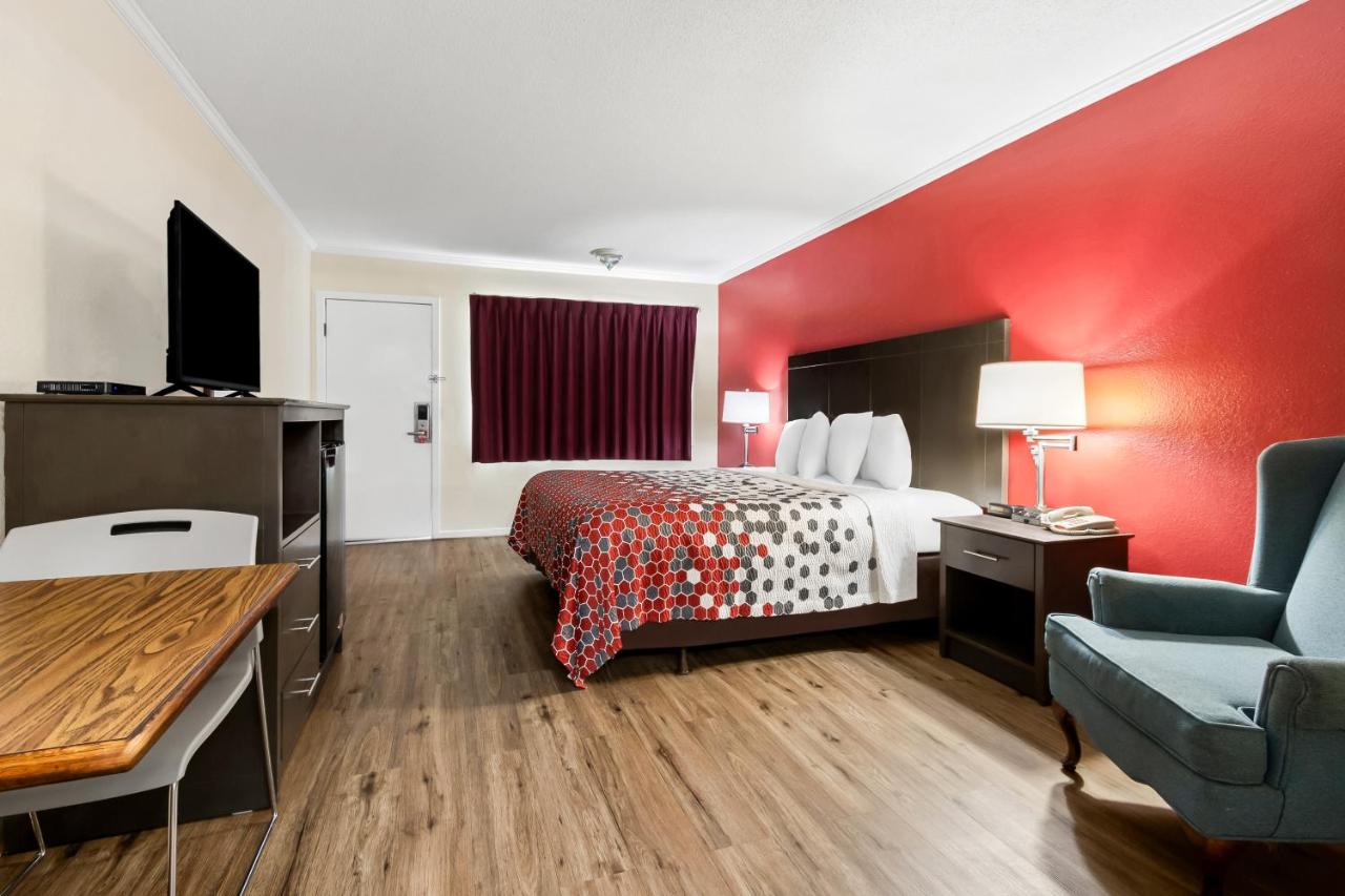 | Econo Lodge Saint George