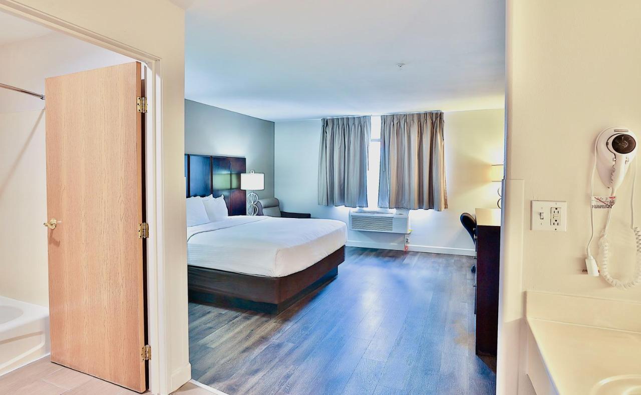 King Studio Suite - Non-Smoking at Baymont by Wyndham Tucson Airport