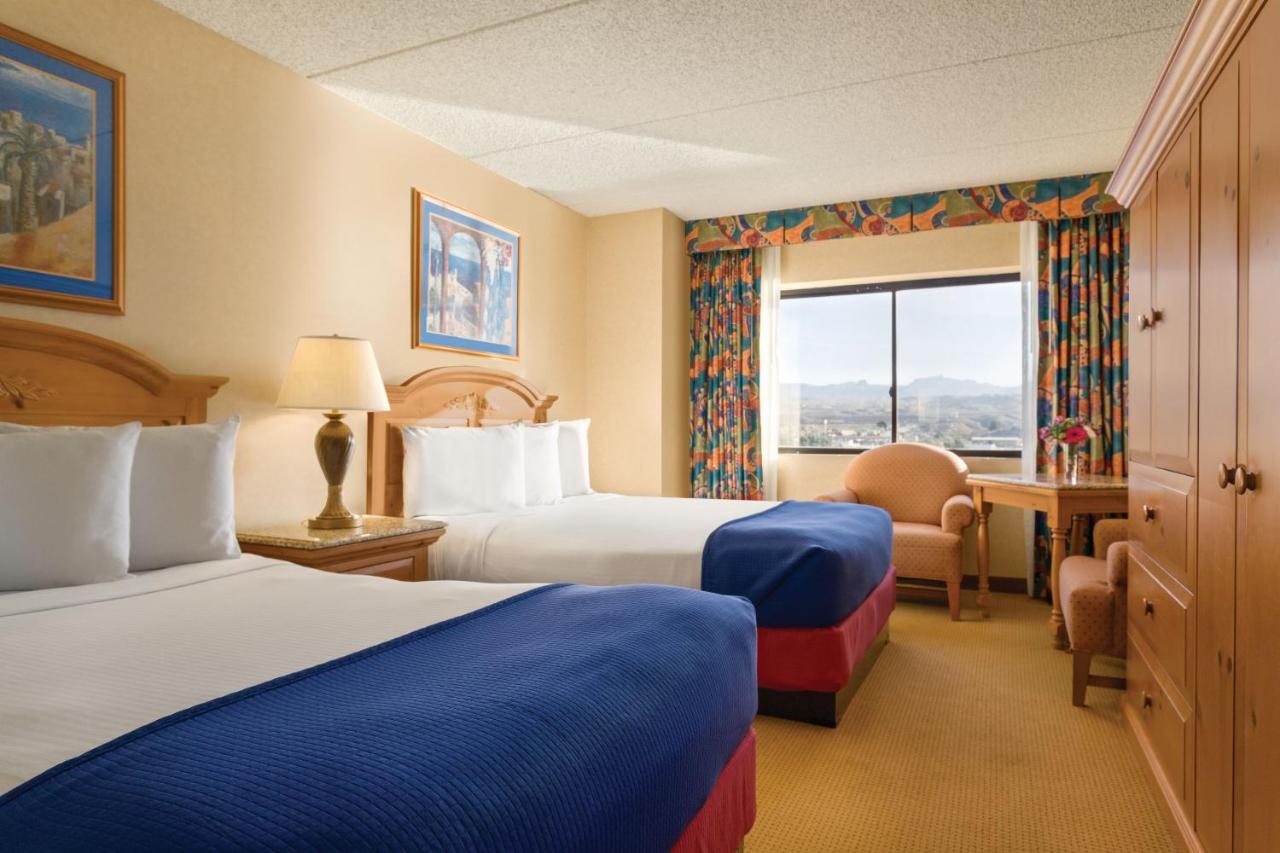 Central Tower, Riverfront, 2 Doubles, Non-Smoking at Harrah’s Laughlin Beach Resort & Casino - A Caesars Rewards Destination