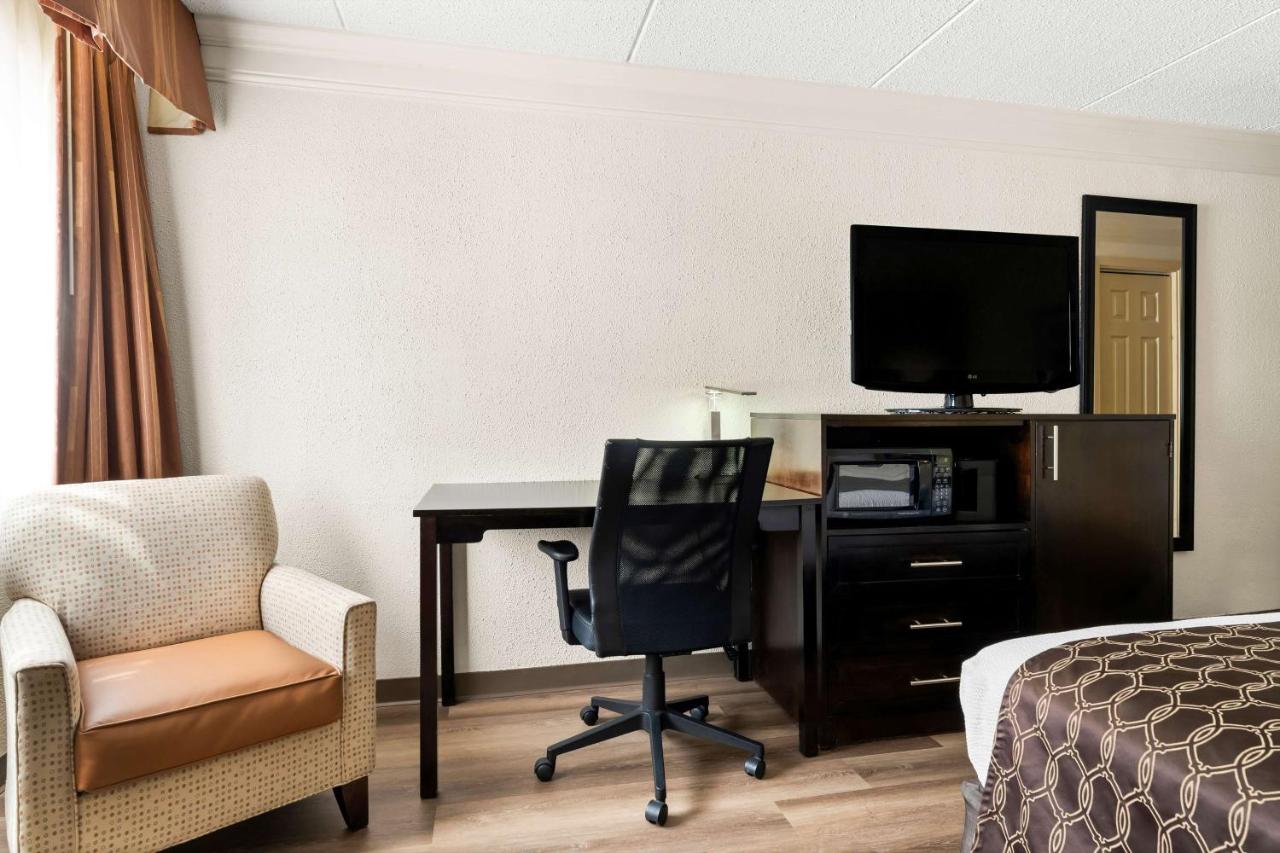 Best Western Riverside Inn