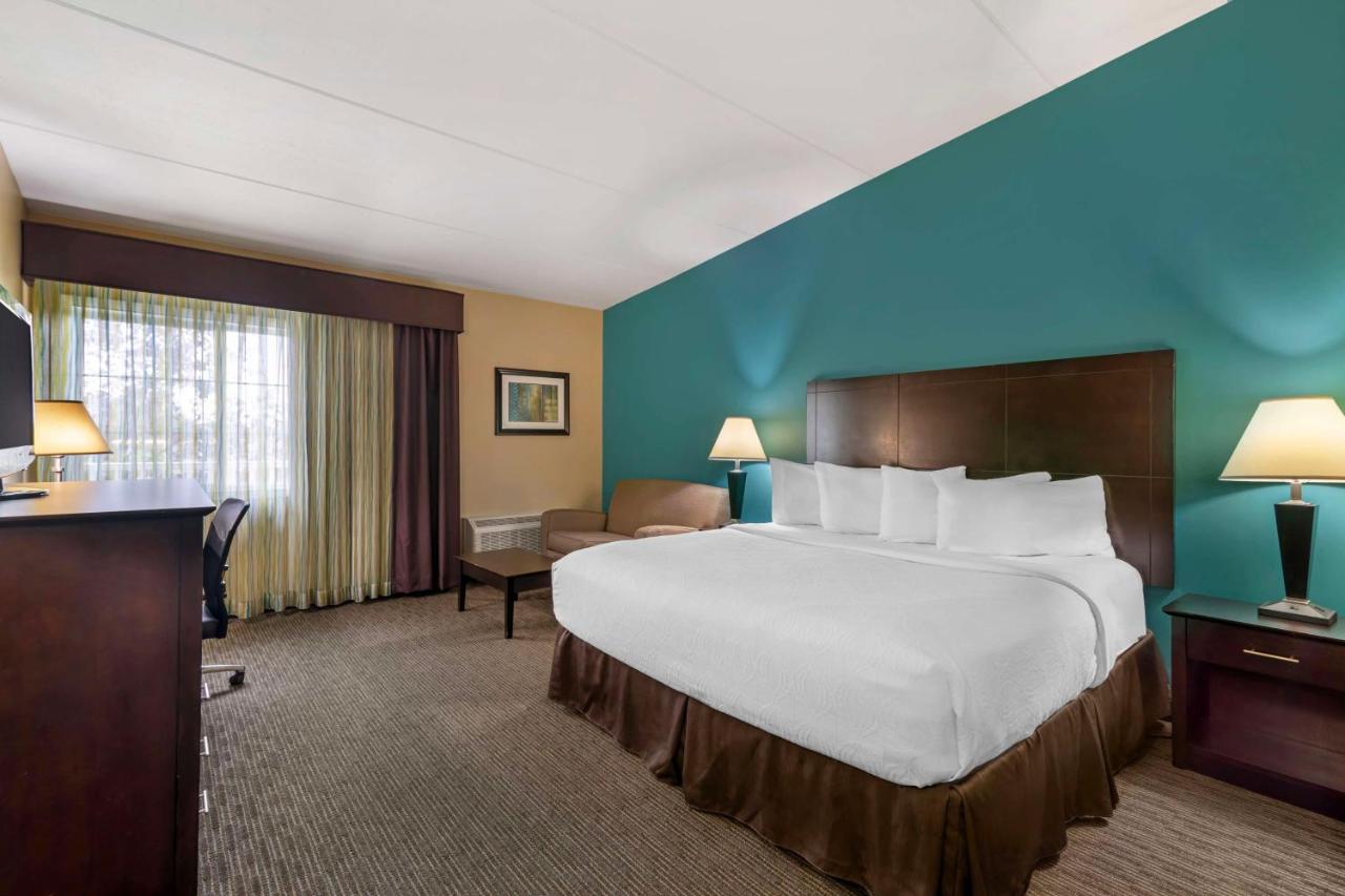 King Suite with Living Room and Spa Bath at Best Western Plus Plattsburgh
