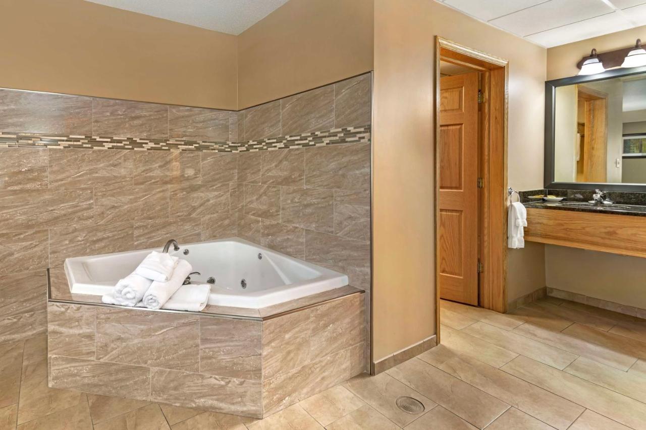  | Best Western Plus Plattsburgh