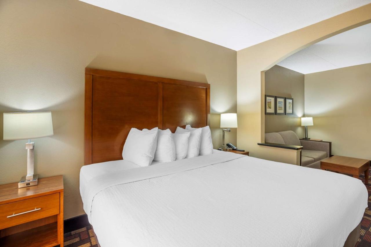 | Comfort Suites Grantville - Hershey North