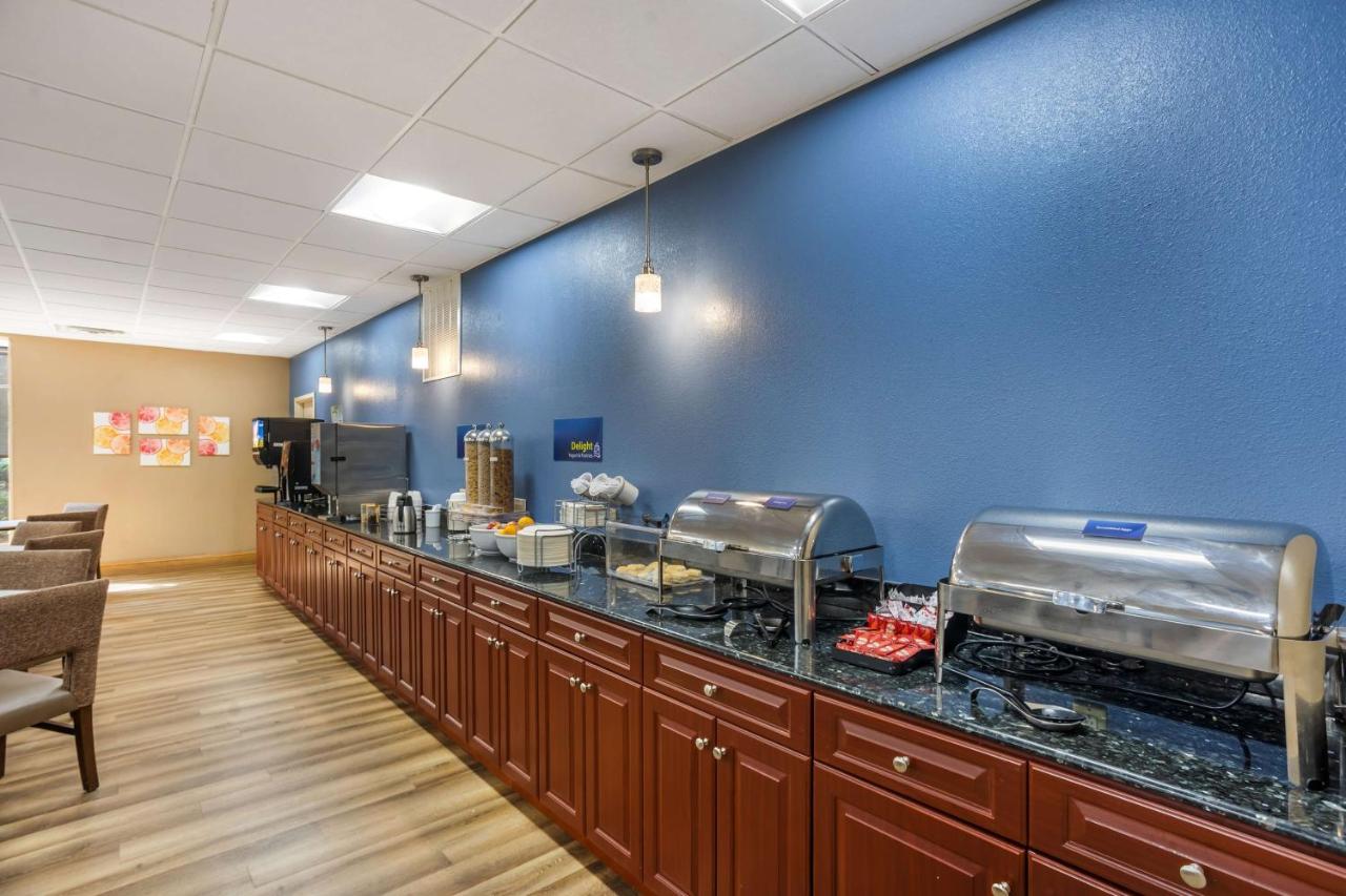 | Comfort Suites Grantville - Hershey North