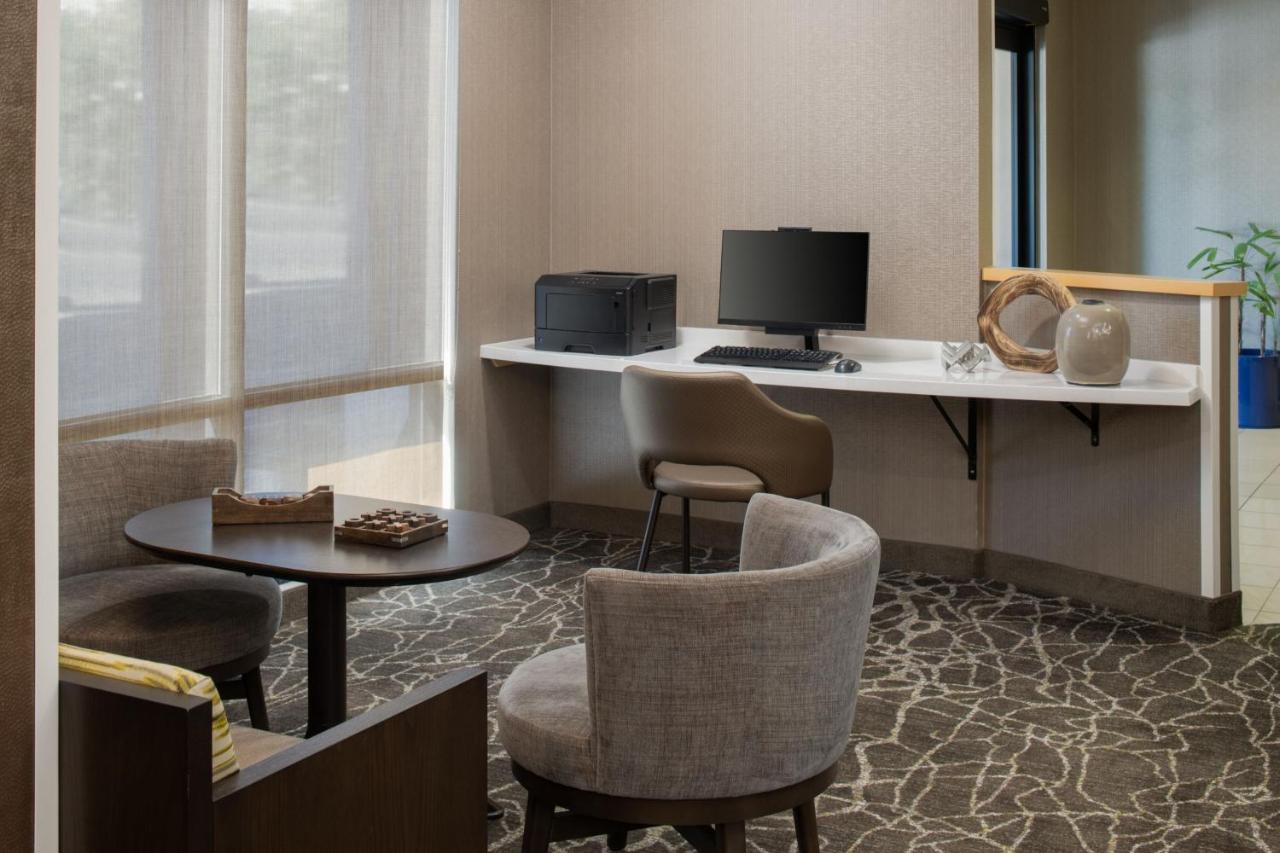 | SpringHill Suites by Marriott Medford