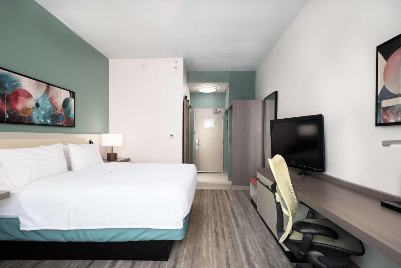 King Room with Bath Tub - Disability Access at Hilton Garden Inn Houston/Clear Lake NASA