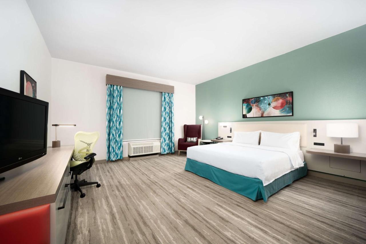 King Room with Bath Tub - Disability Access at Hilton Garden Inn Houston/Clear Lake NASA