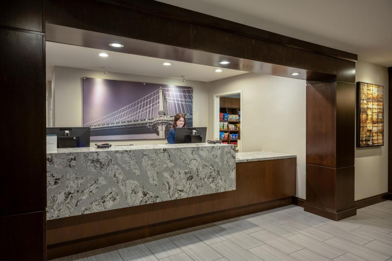 | Staybridge Suites Phoenix East - Gilbert, an IHG Hotel