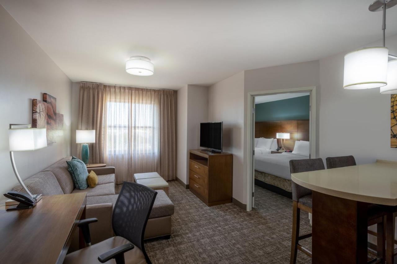 | Staybridge Suites Phoenix East - Gilbert, an IHG Hotel