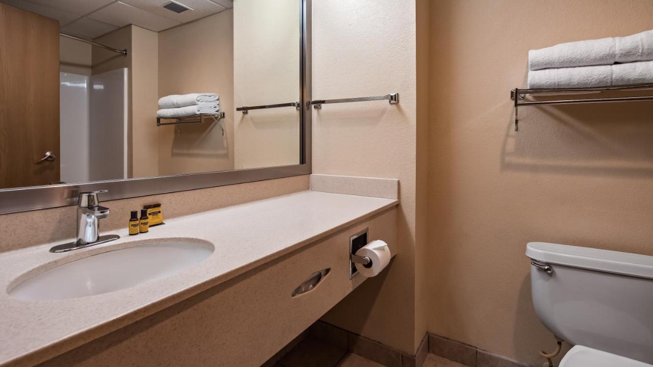 Queen Room with Two Queen Beds at Best Western Plus Ruidoso Inn