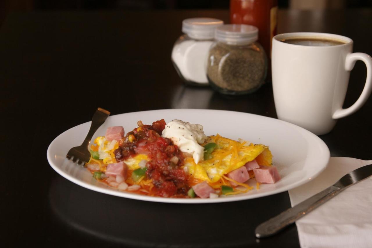 | Stay Wise Inn Cedaredge