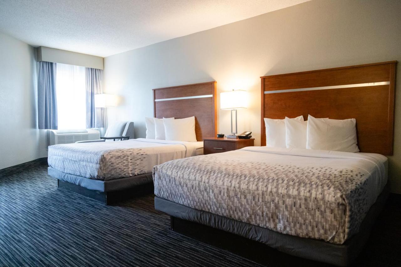 Queen Room with 2 Queen Beds - Disability Access at Twin Mountain Inn & Suites