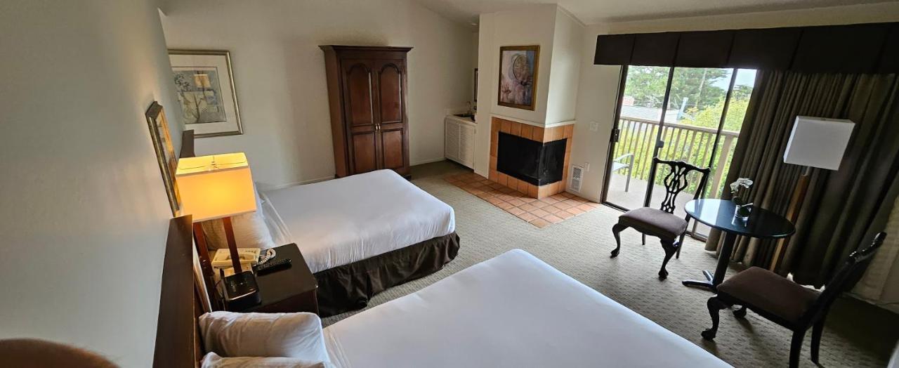 | Adobe Inn