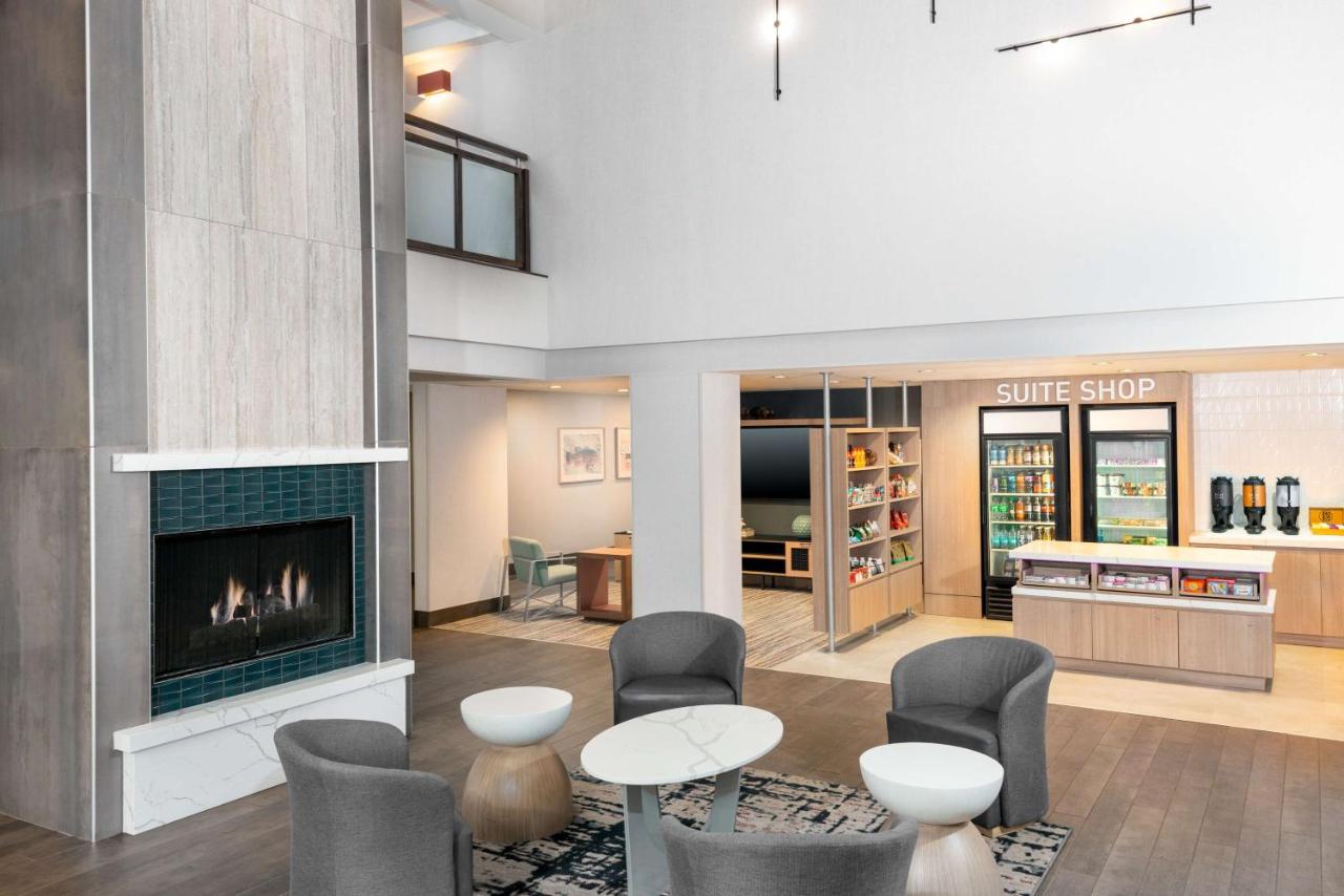 | Homewood Suites by Hilton Buffalo/Airport