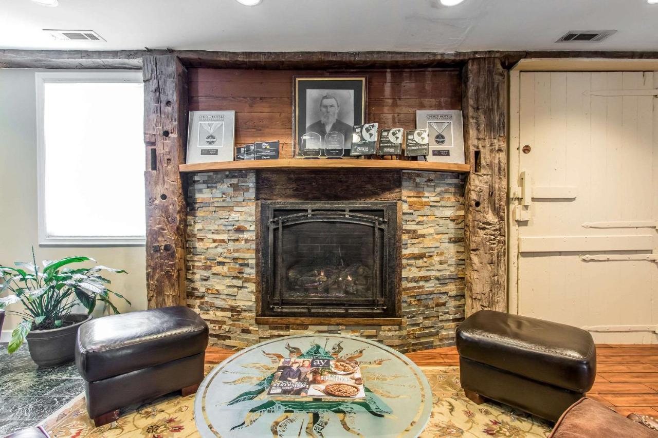 | Inn at the Mill, Ascend Hotel Collection