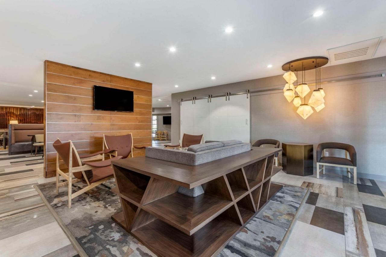  | Windmill Suites Surprise, Ascend Hotel Collection