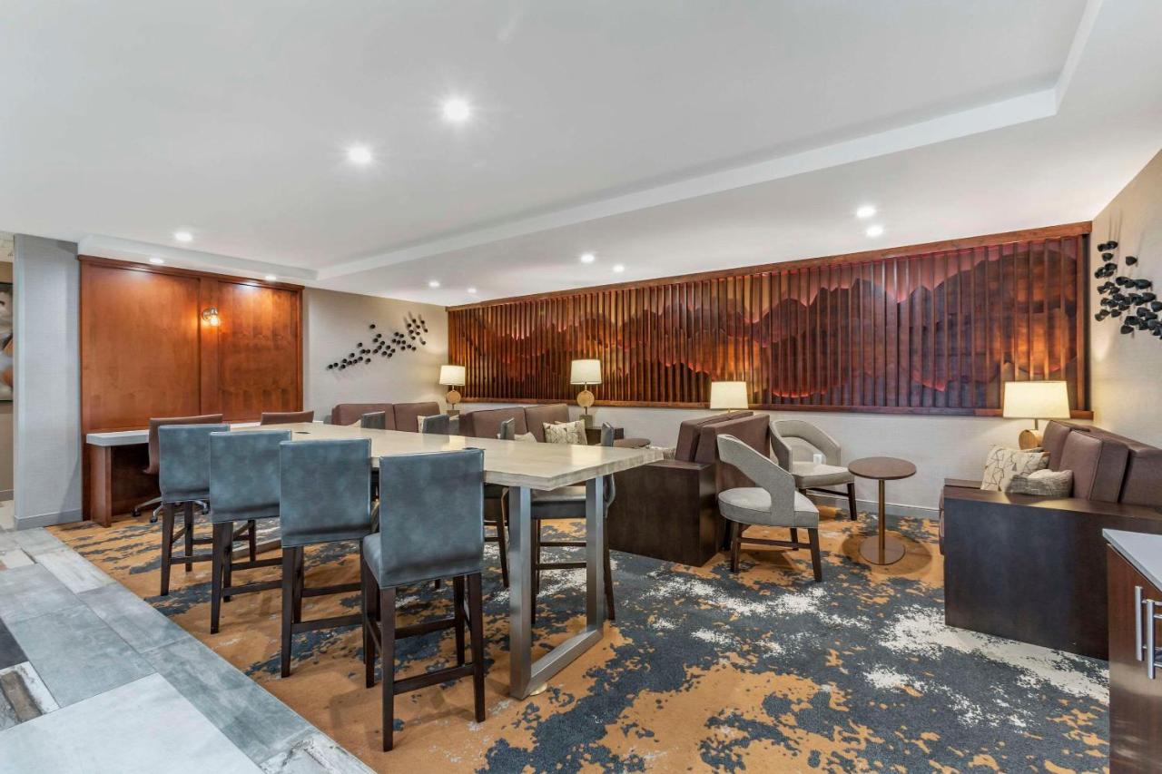  | Windmill Suites Surprise, Ascend Hotel Collection