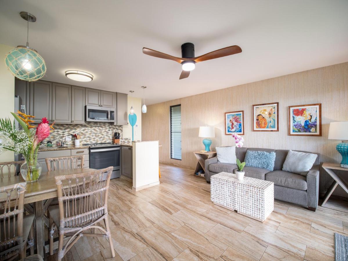 | Waiohuli Beach Hale D227 - Aloha La'i - Oceanfront/1b1b/Wifi/AC/Cable/Pool/Extras