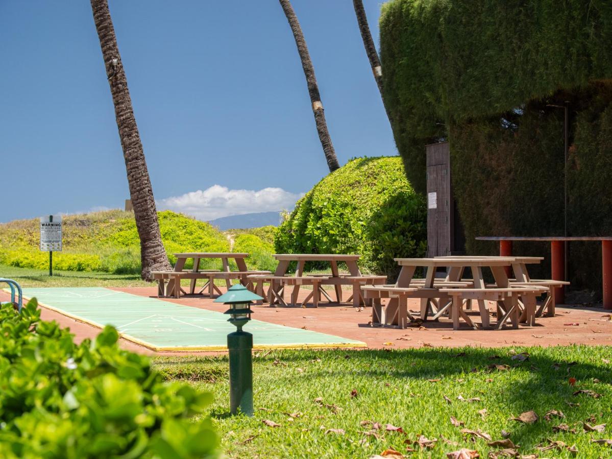 | Waiohuli Beach Hale D227 - Aloha La'i - Oceanfront/1b1b/Wifi/AC/Cable/Pool/Extras