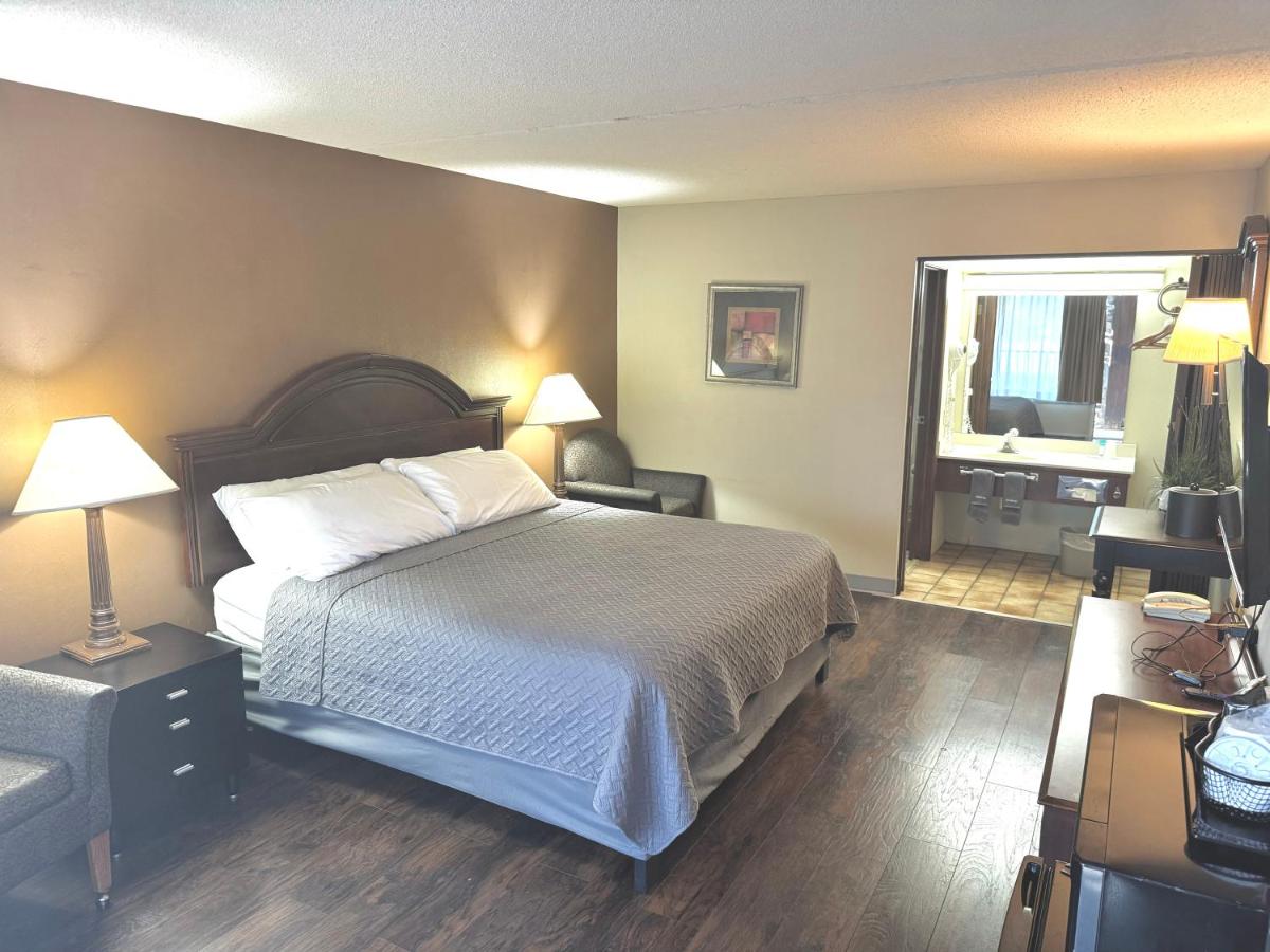 | Eureka Springs Heritage Motel