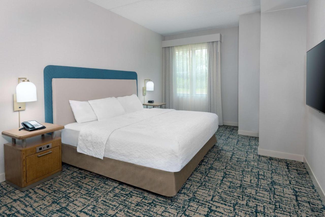 | Homewood Suites by Hilton Buffalo/Airport