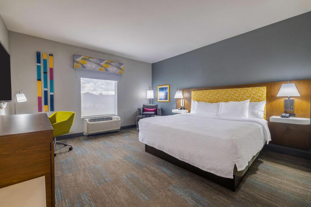 King Room - Non-Smoking at Hampton Inn & Suites Brenham