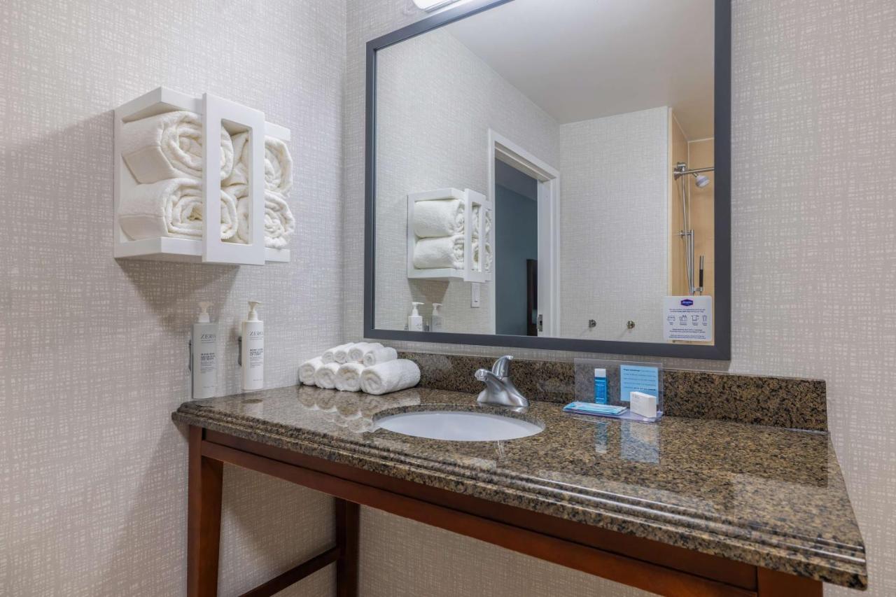 King Room - Disability Access/Non-Smoking at Hampton Inn & Suites Brenham