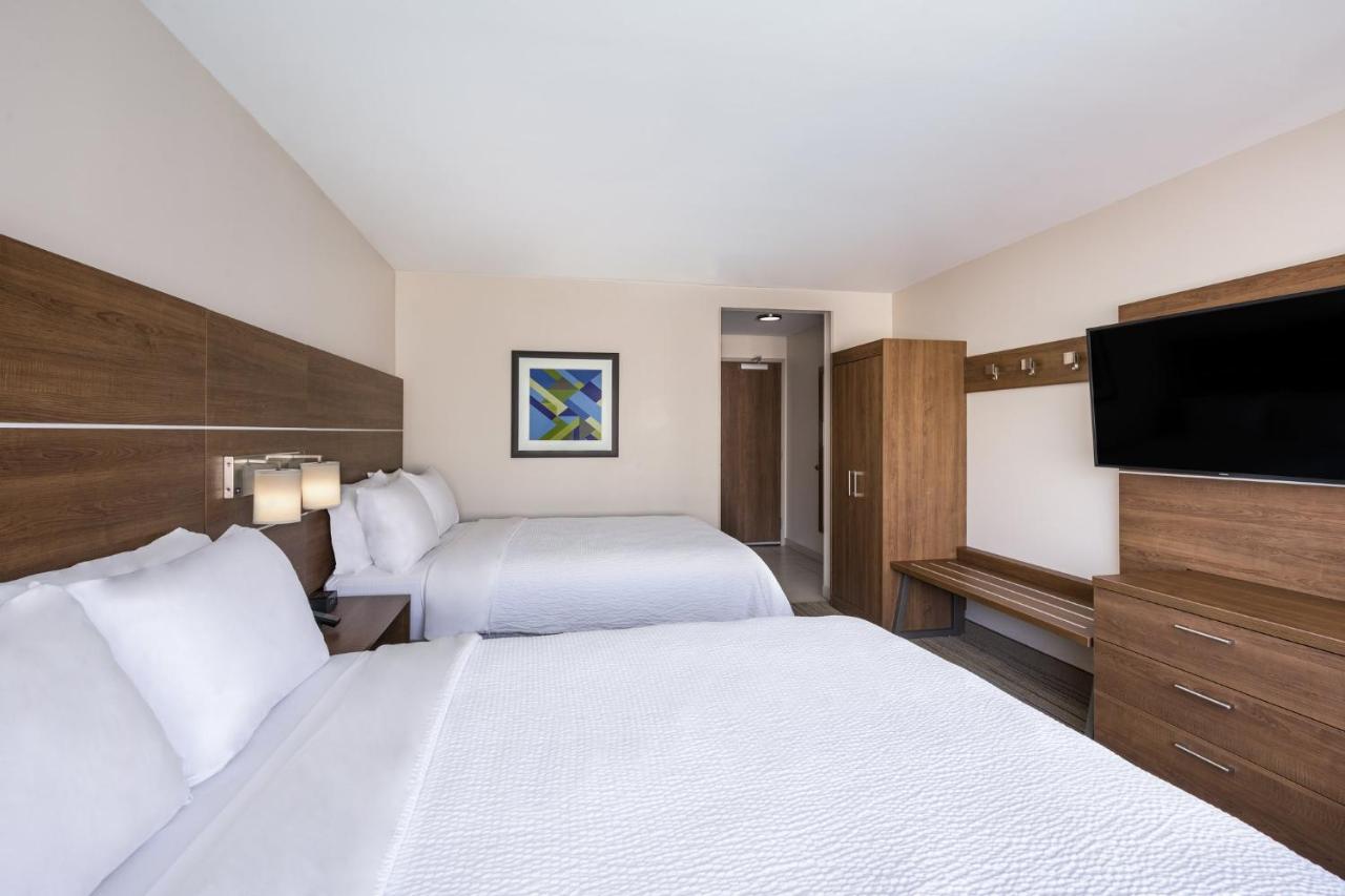 Room with Two Beds - Hearing Accessible - Non-Smoking at Holiday Inn Express & Suites Phoenix East - Gilbert by IHG