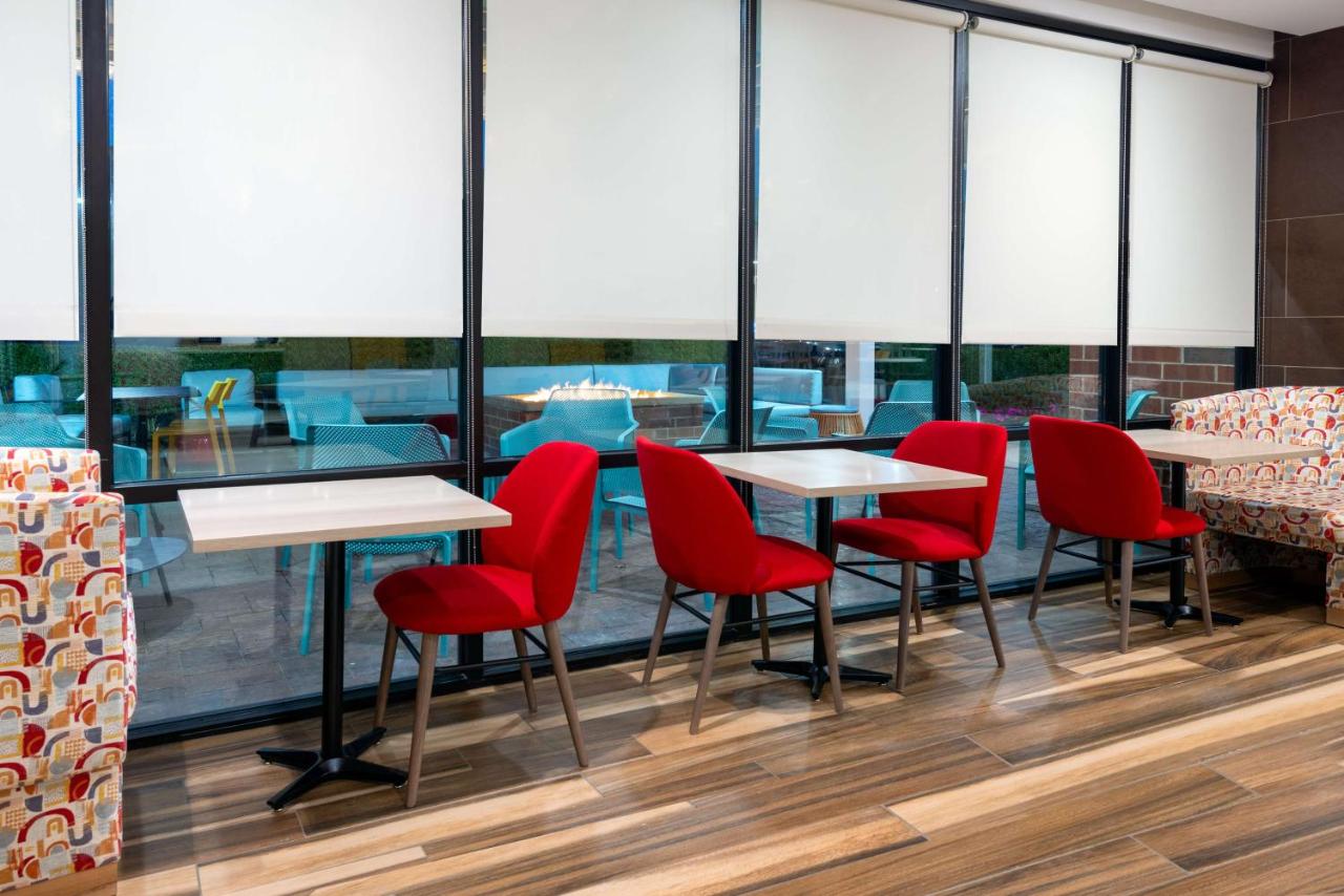 | Home2 Suites by Hilton Buffalo Airport/ Galleria Mall