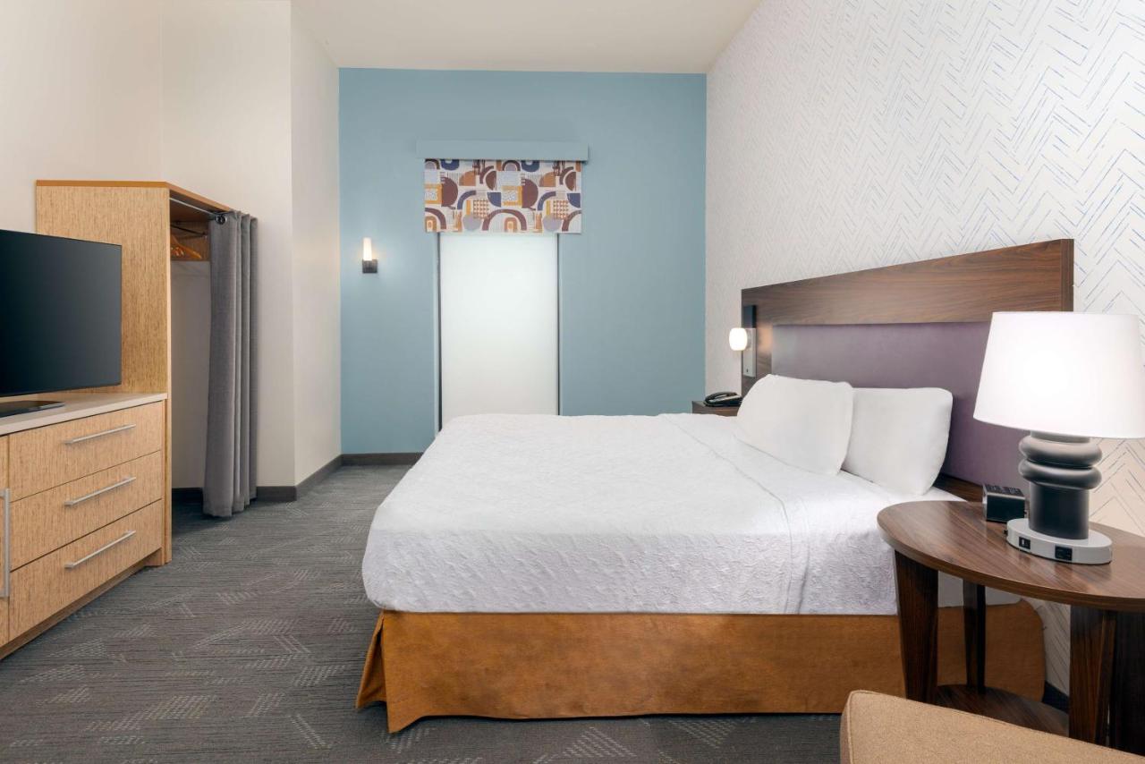 | Home2 Suites by Hilton Buffalo Airport/ Galleria Mall