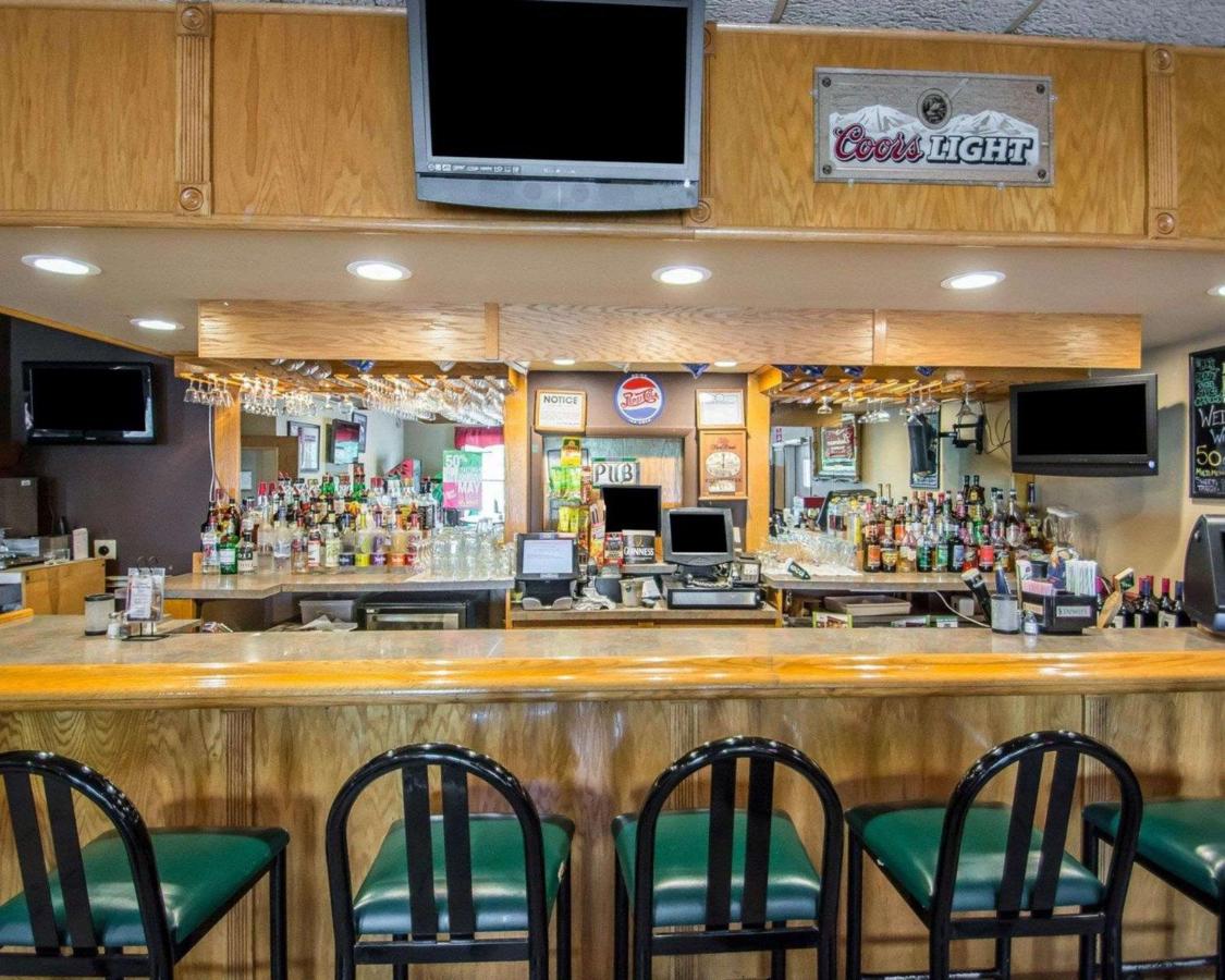 | Rodeway Inn Lakeville