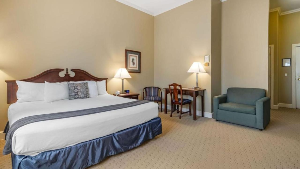 | The Bethel Resort & Suites