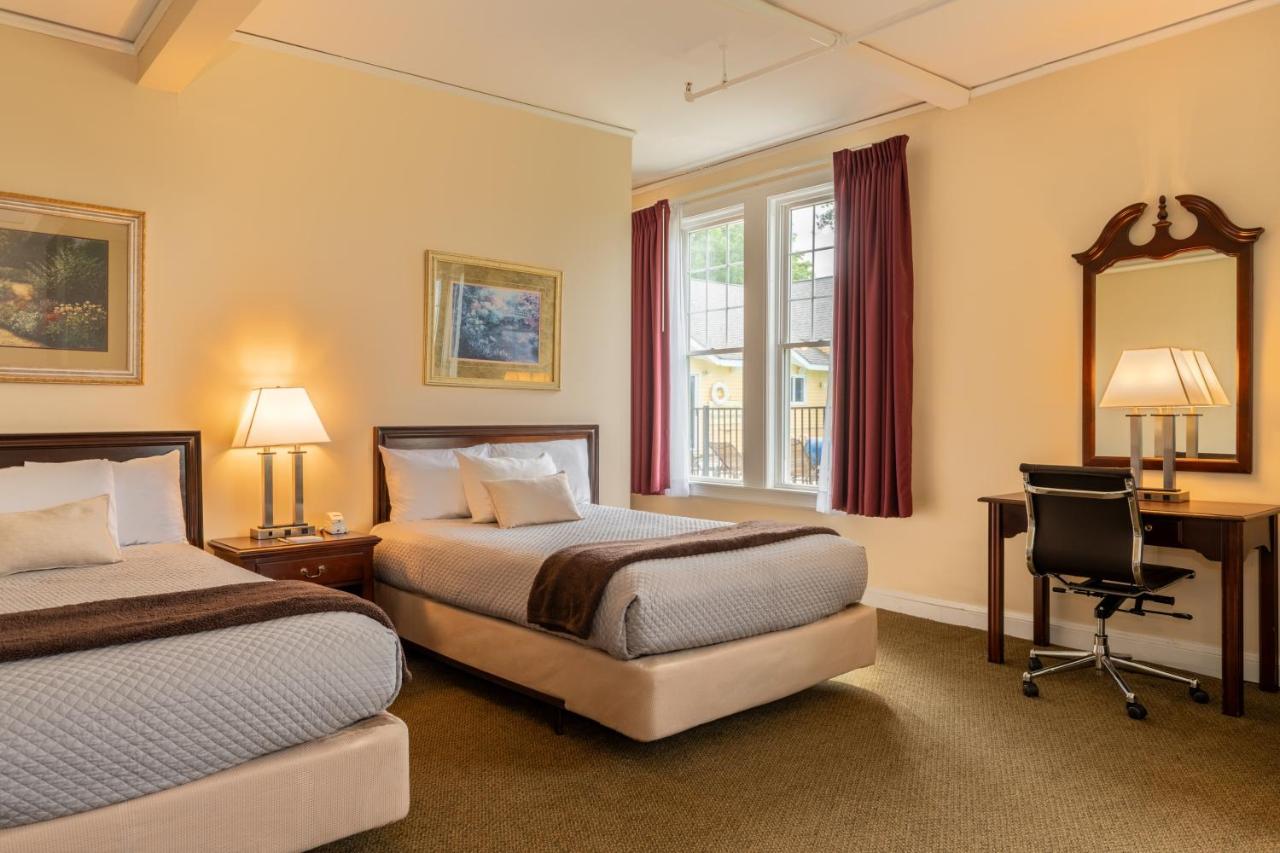 Superior Room at The Bethel Resort & Suites
