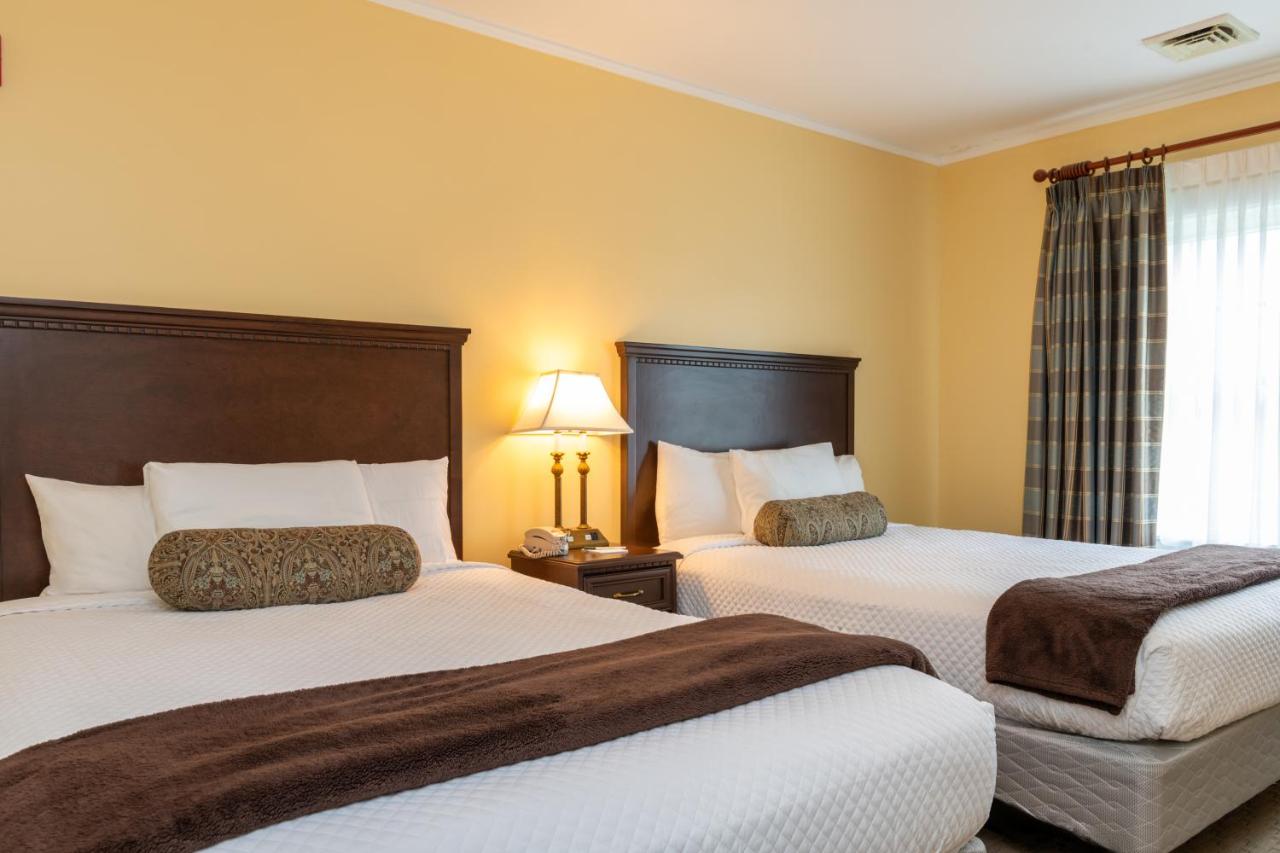 Superior Room at The Bethel Resort & Suites