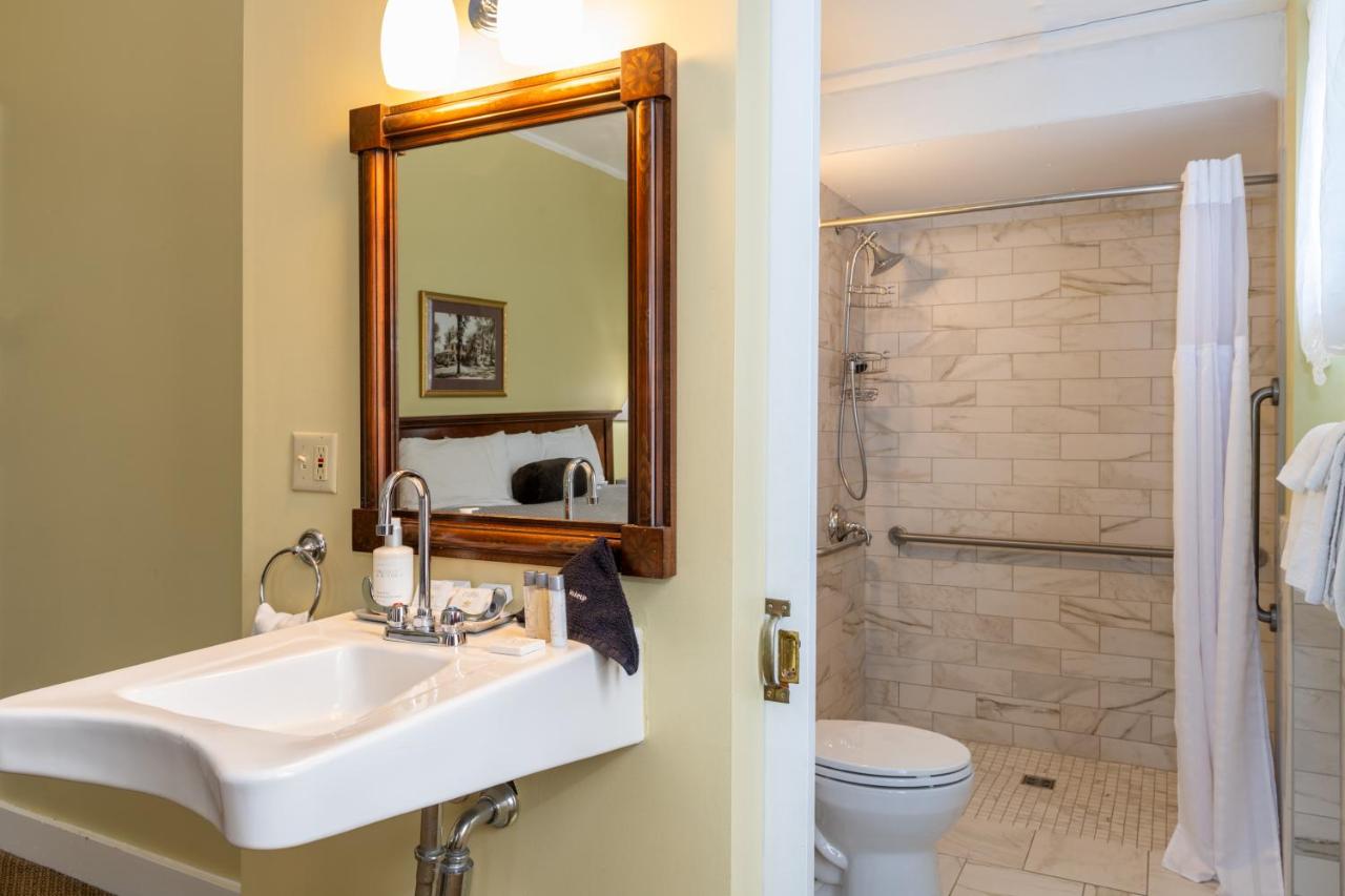 | The Bethel Resort & Suites
