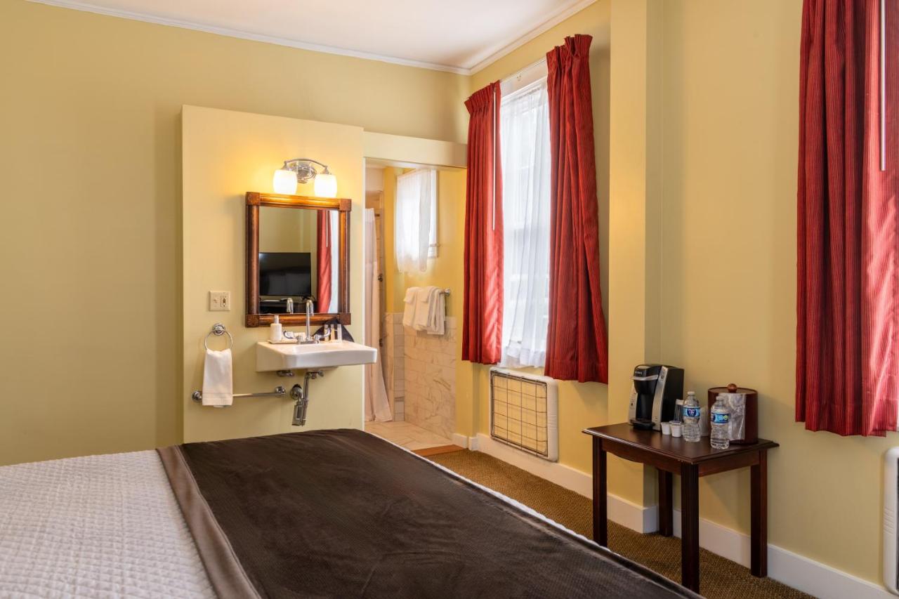 | The Bethel Resort & Suites