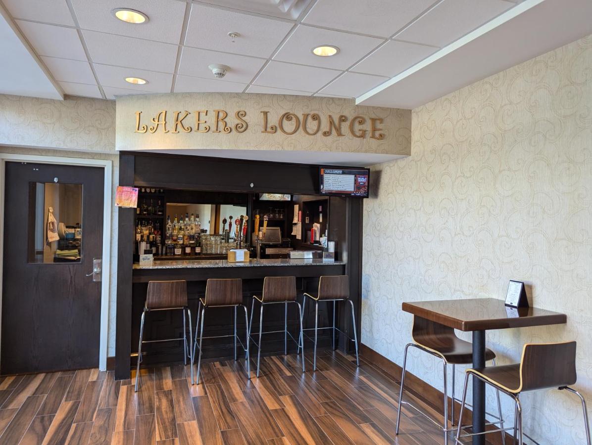 | Hampton Inn & Suites Cazenovia, NY
