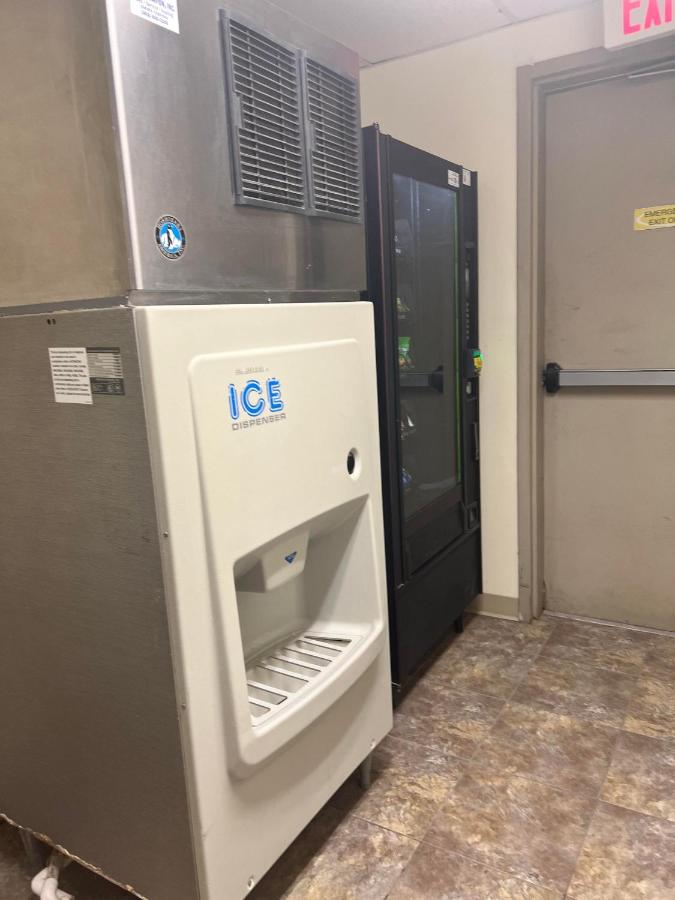 | Super 8 by Wyndham Nebraska City