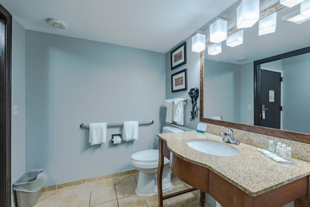  | Quality Inn Olive Branch