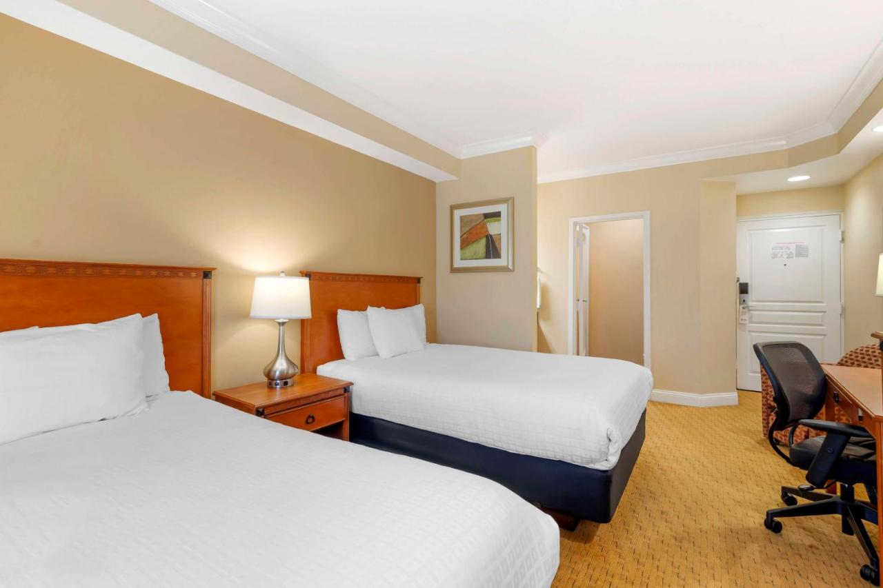 Double Room with Two Double Beds at Best Western Plus Kingsland